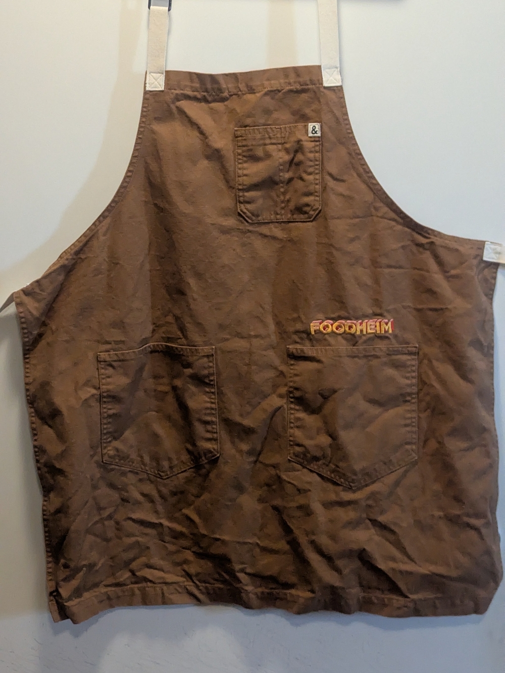 FOODHEIM Brown Cotton Kitchen Apron with Pockets